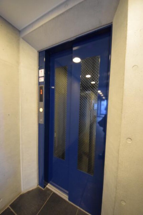 設備(エレベーター)