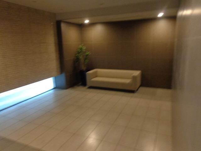 物件内観写真13　(ロビー)