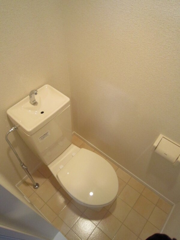 トイレ(洋式の独立したトイレ)