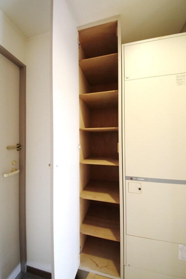 設備(シューズBOX)