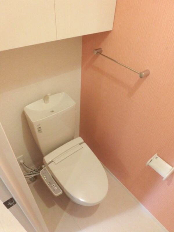 トイレ(もちろんウォシュレット付きです。)