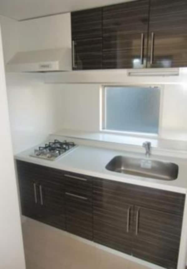 キッチン(収納たっぷりシステムキッチン)