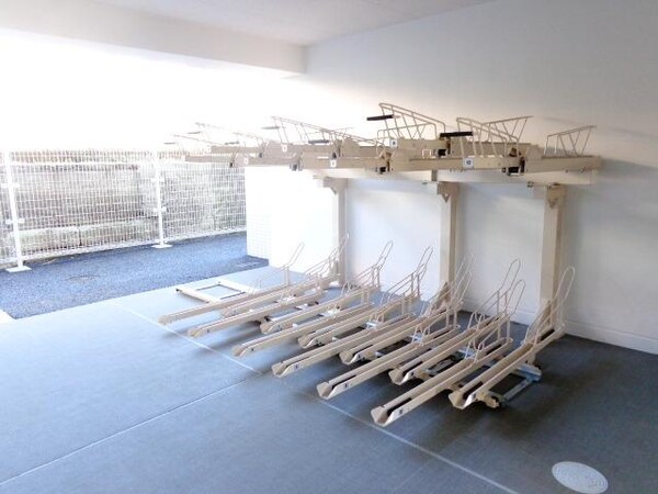 その他(駐輪場)