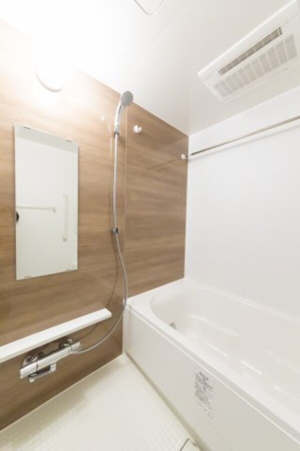 バス／シャワールーム等(※参考写真)