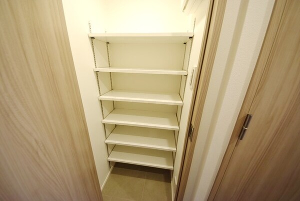 玄関(シューズボックス)