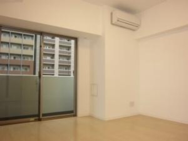 リビング・居室(開放感あふれる8.1帖プラン)