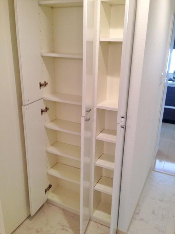 収納(脱衣所収納スペース)