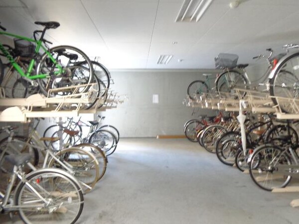 共有部分(駐輪場)