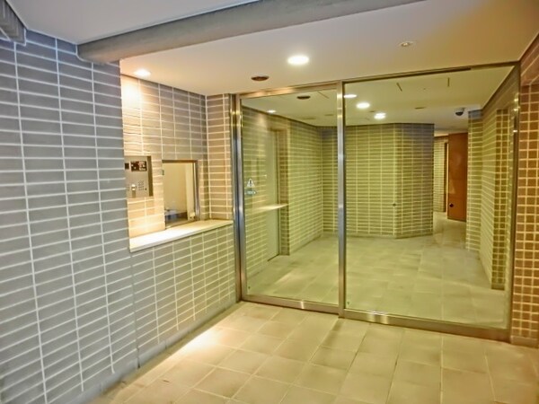 エントランス(綺麗に管理されたエントランス)