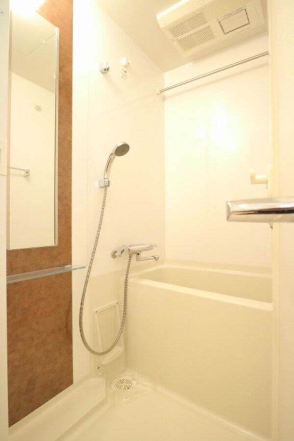 バス／シャワールーム等