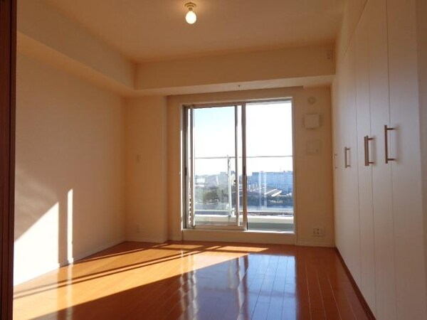 その他室内・内装(南向き日当たり良好)