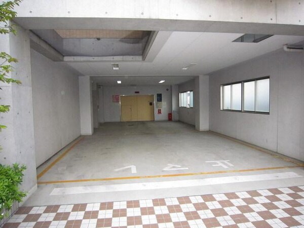 駐車場(駐車場)