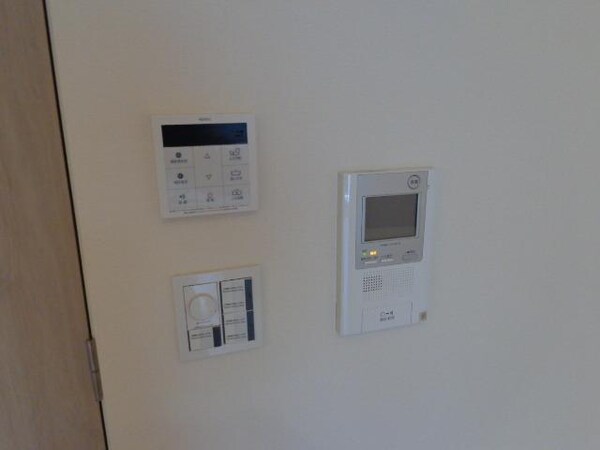 セキュリティ(モニター付きインターホン)