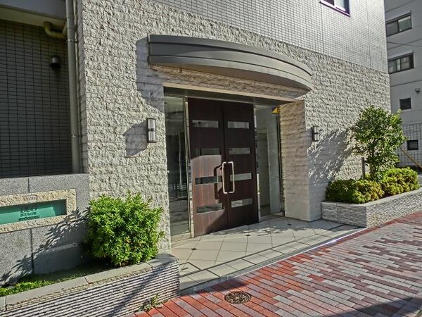 外観(☆エントランス入り口の植栽☆)