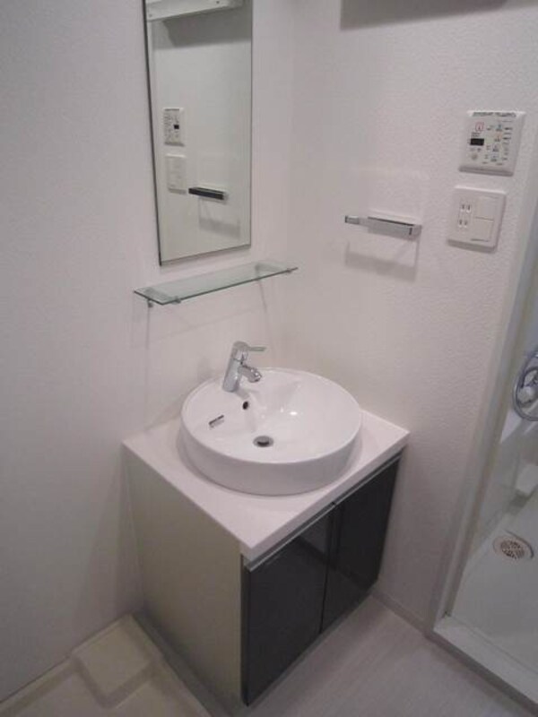 洗面(★朝の身支度に便利な独立洗面台★)