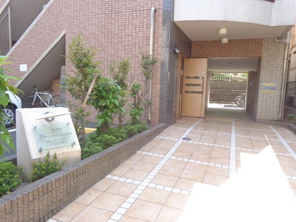 エントランス(エントランス)