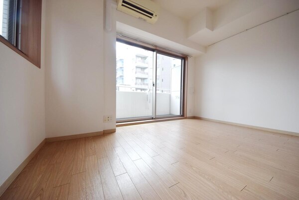 寝室(リビング/居室)