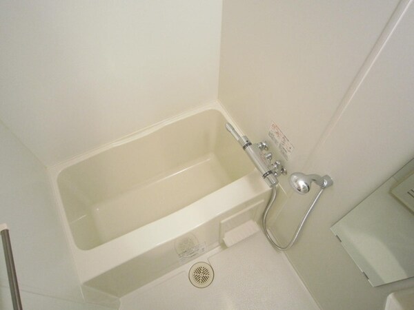 バス／シャワールーム等(浴室乾燥機完備)