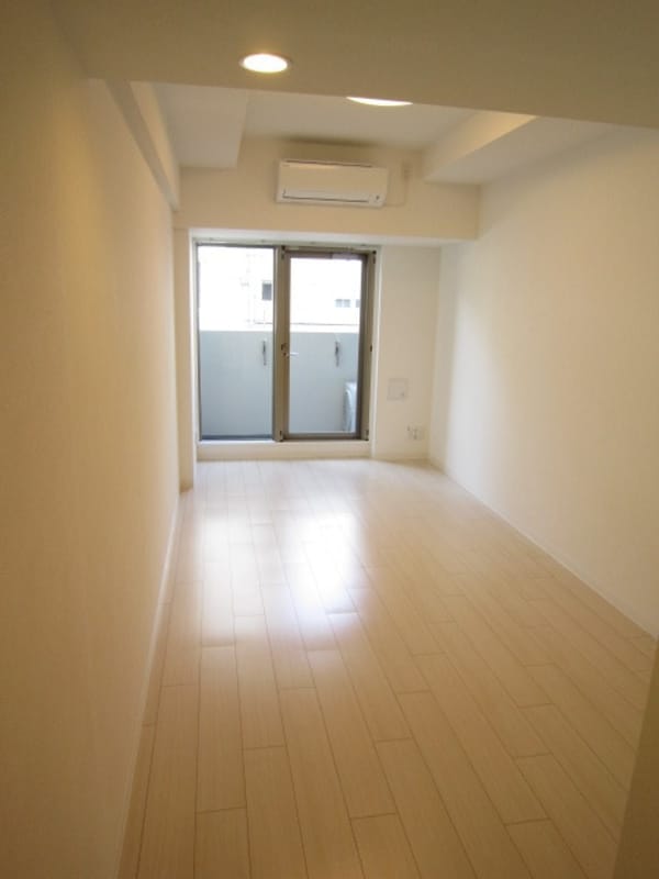 リビング・居室(洋室８．５帖)