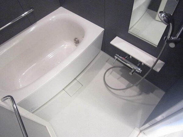 バス／シャワールーム等(レジディア日本橋馬喰町III)