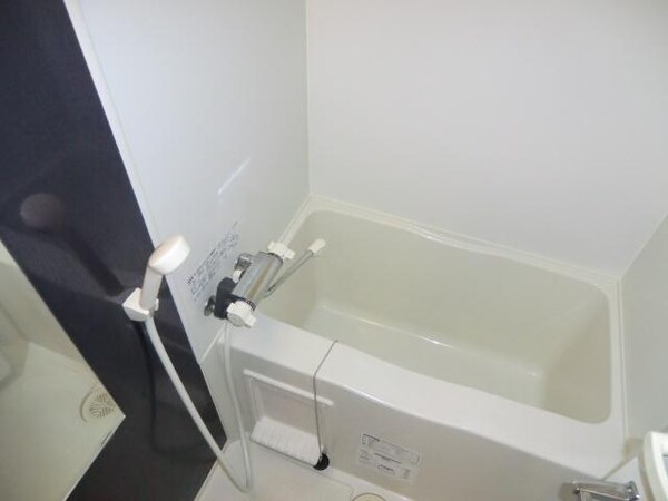 バス／シャワールーム等(浴室乾燥機付バス)