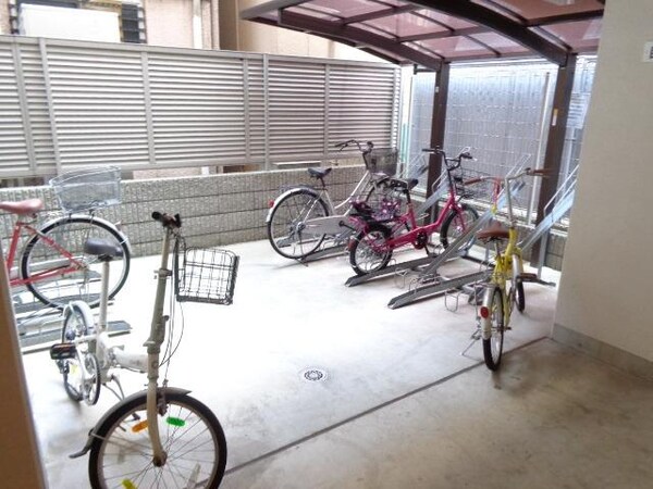 共有部分(駐輪場)