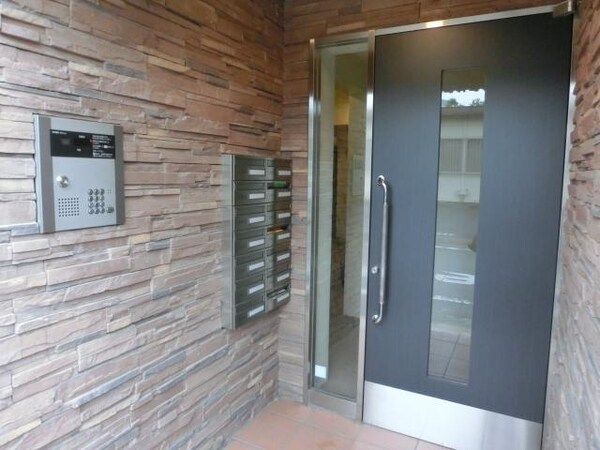 エントランス(オートロック対応エントランス)