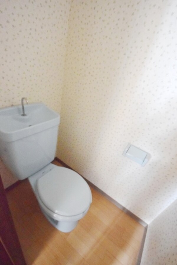 トイレ(※同建物別号室参考)