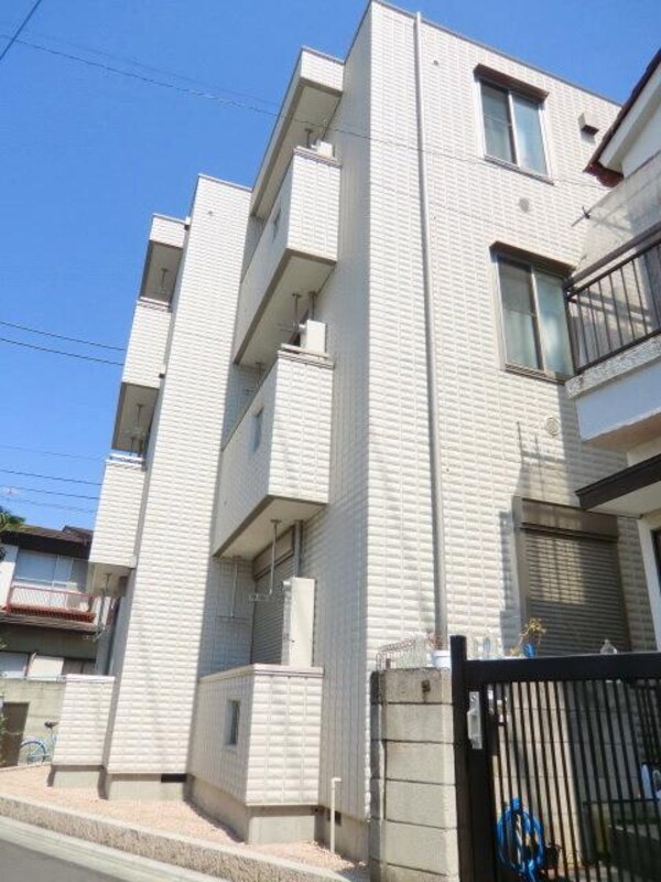 外観(１フロアー２世帯全室角部屋)