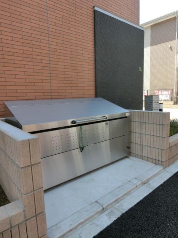 共有部分(ゴミ置き場)