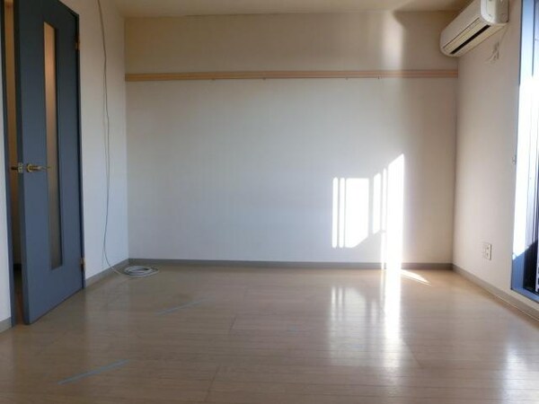 その他室内・内装(7.1帖洋室　最上階のお部屋　南向き)