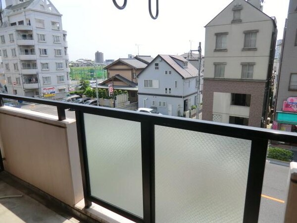 バルコニー(南向き日当たり良好)