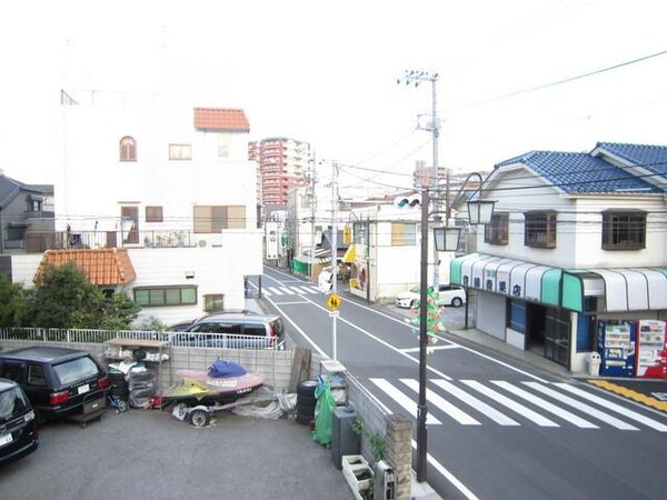 眺望(目の前に建物が無いので日が当たります。)