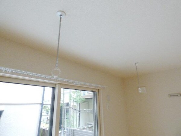 設備(室内物干し)