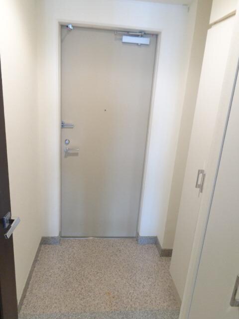 物件内観写真10　(玄関（参考写真）)