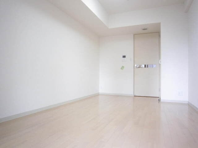 物件内観写真5　(洋室7.5帖)