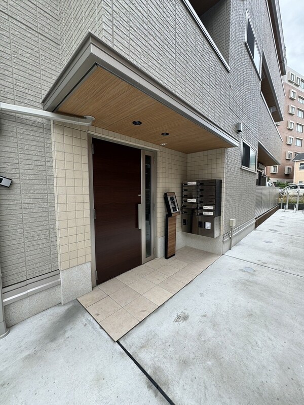 エントランス(エントランス)