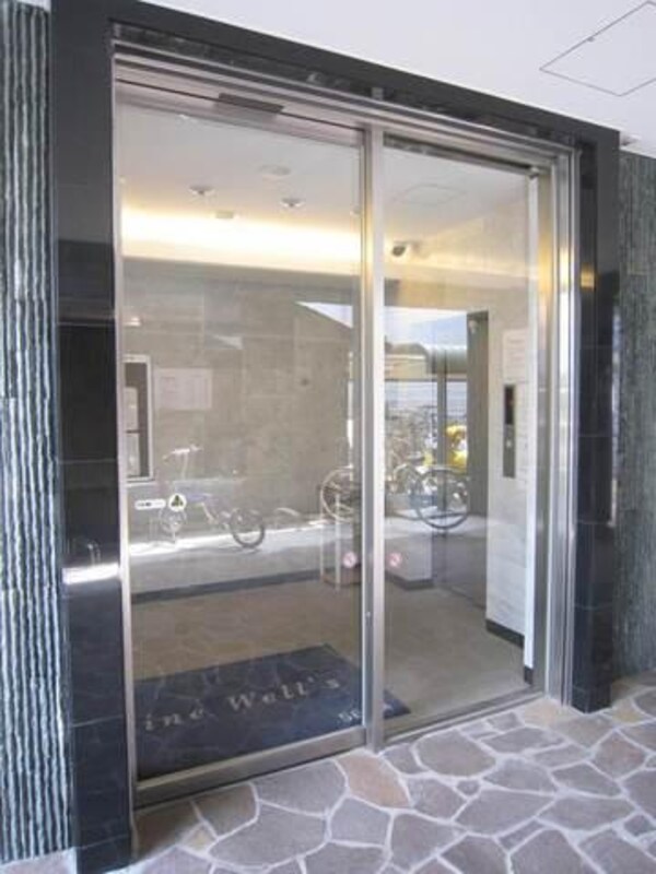 エントランス(オートロック付エントランス)