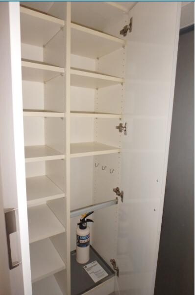 物件内観写真13　(収納)