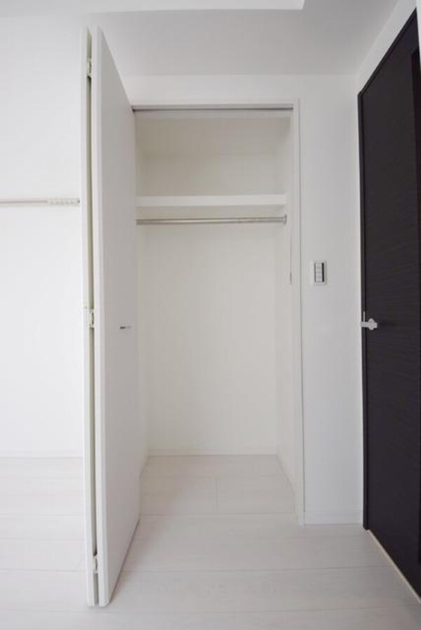 設備(クローゼット)