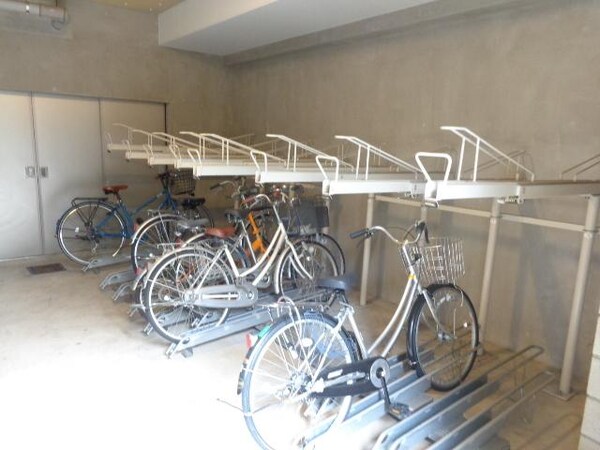 共有部分(駐輪場)