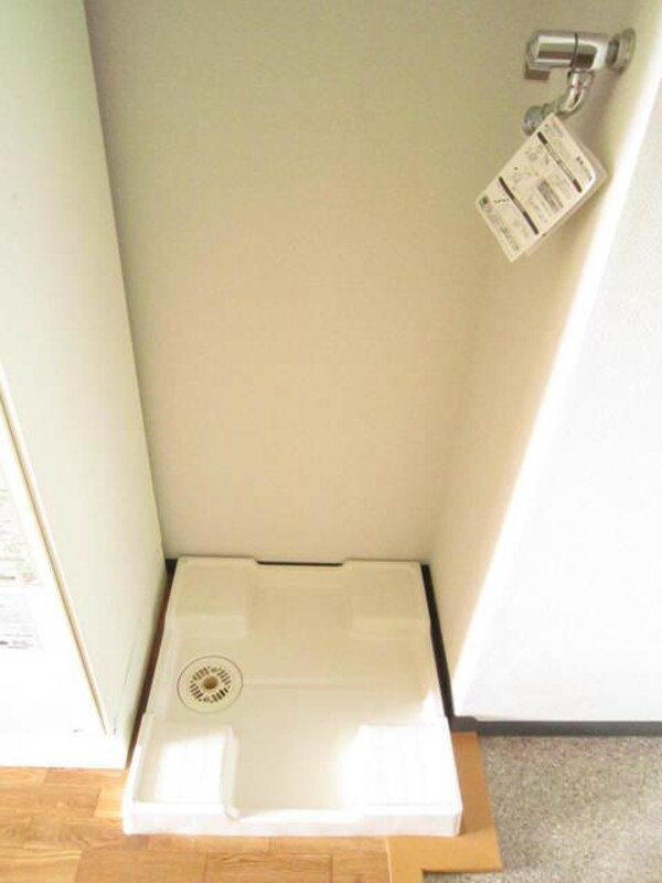 設備(室内洗濯機置き場)