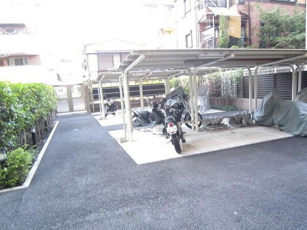 共有部分(バイク置場)