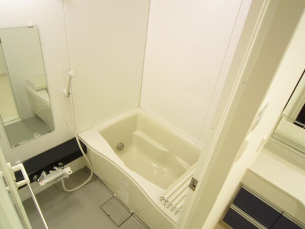 バス／シャワールーム等(ゆったりサイズバス)