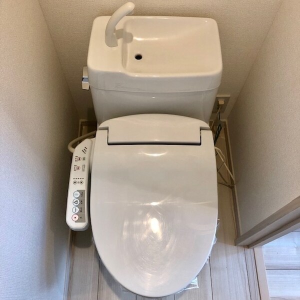 トイレ(★同物件別号室写真★)