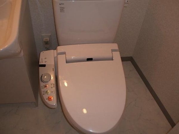 トイレ(別部屋参照)