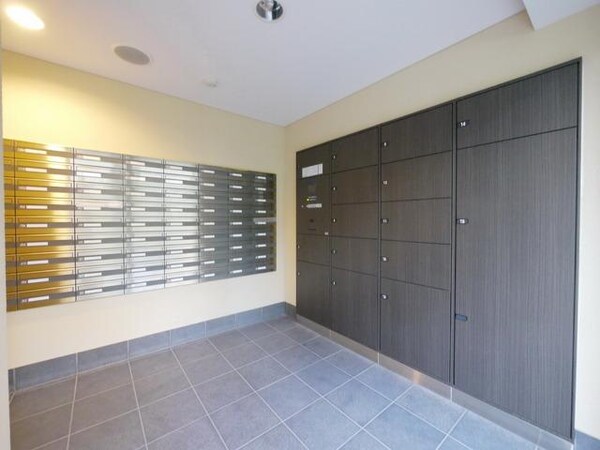 エントランス(☆お部屋探しはタウンハウジング東京赤羽店へ☆)