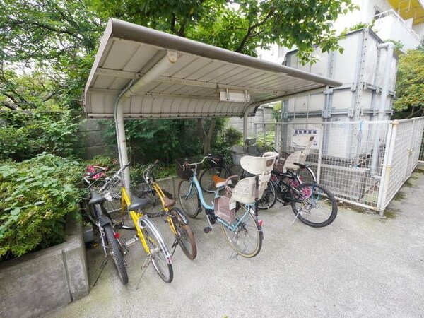駐車場(駐輪場)