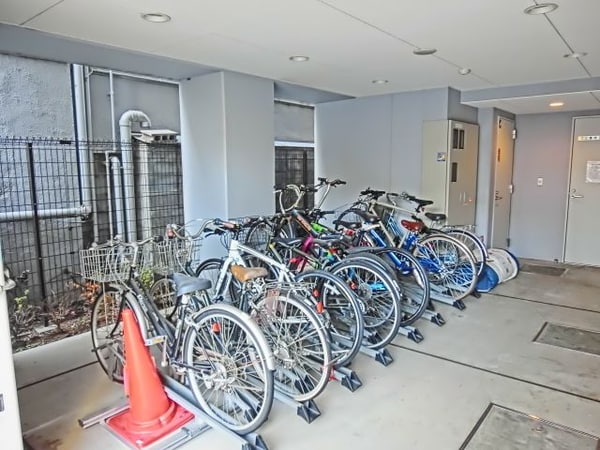 その他(屋根付き駐輪場)