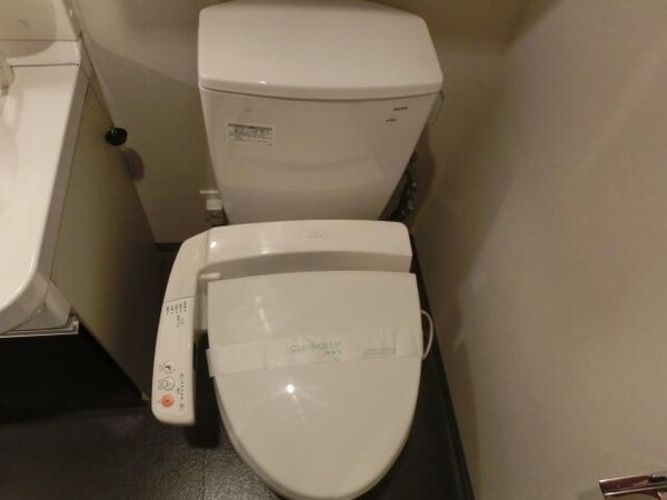 トイレ(ウォシュレット機能)